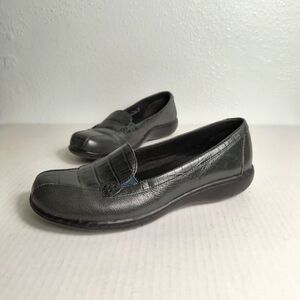 Clark's Collection Flat Loafers Shoes Women's Size 6M Dark Green